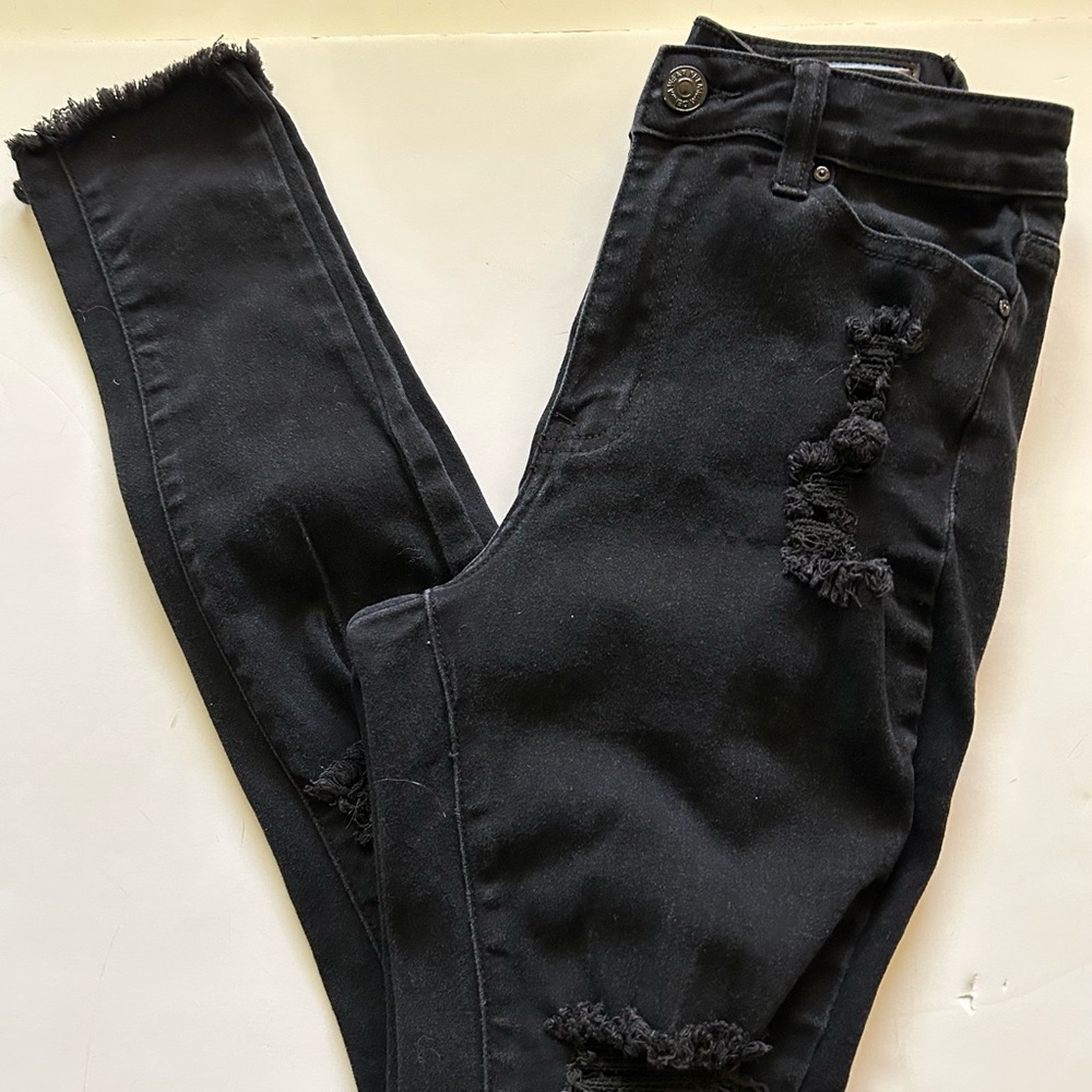 Black Distressed Women's Jeans by Moda